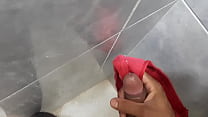 Грудастая лесбуха вставляет хуезаменитель в анально-вагинальные дырочки двух девушек